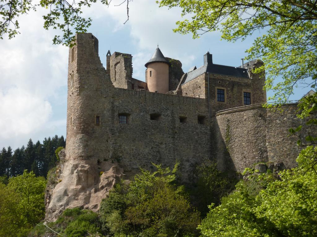 Haus Kolmesfeld Lägenhet Sensweiler Exteriör bild